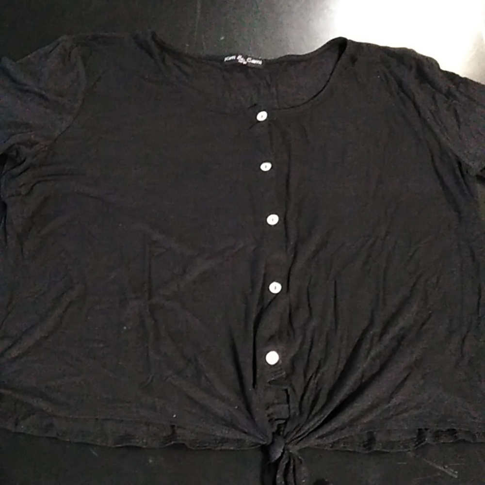 Kim & Cami front tie short sleeve shirt